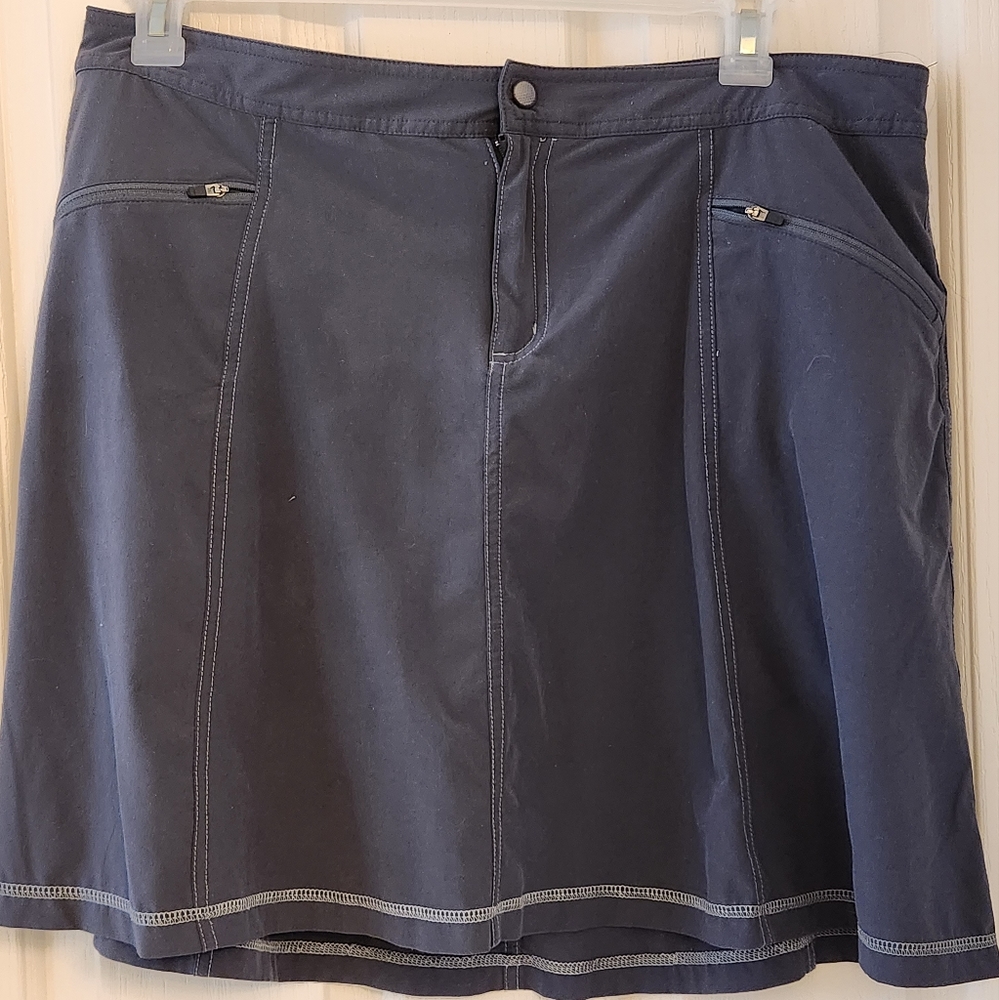 Title Nine Size 14 Gray Skort
